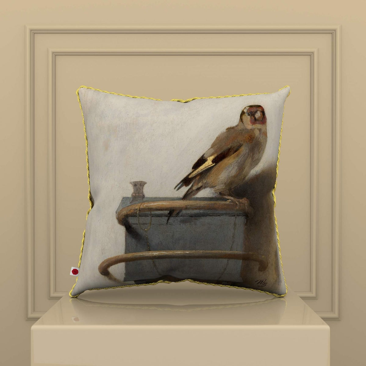 Goldfinch pillow 50 x 50 cm